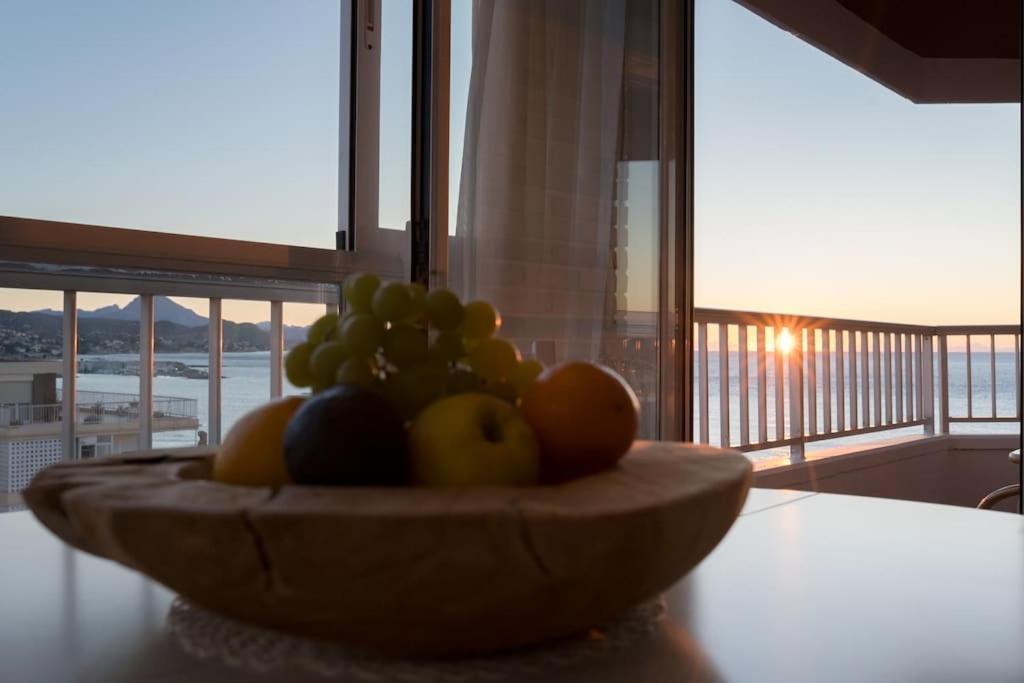 Exclusivo Apartamento Junto Al Mar El Campello Luaran gambar