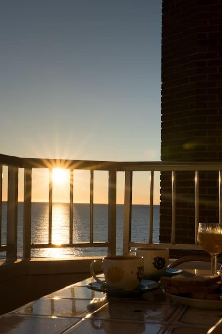 Exclusivo Apartamento Junto Al Mar El Campello Luaran gambar